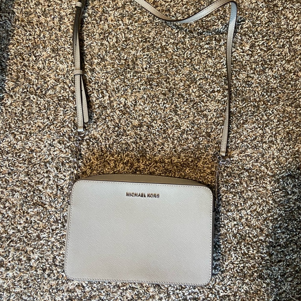 Michael Kors jet set large bag